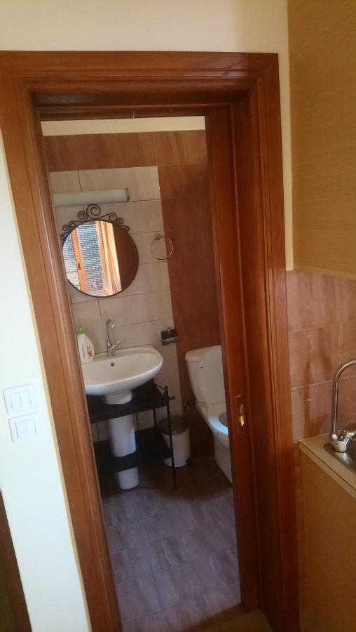 Diolkos Apartement Nea Roda Exterior photo