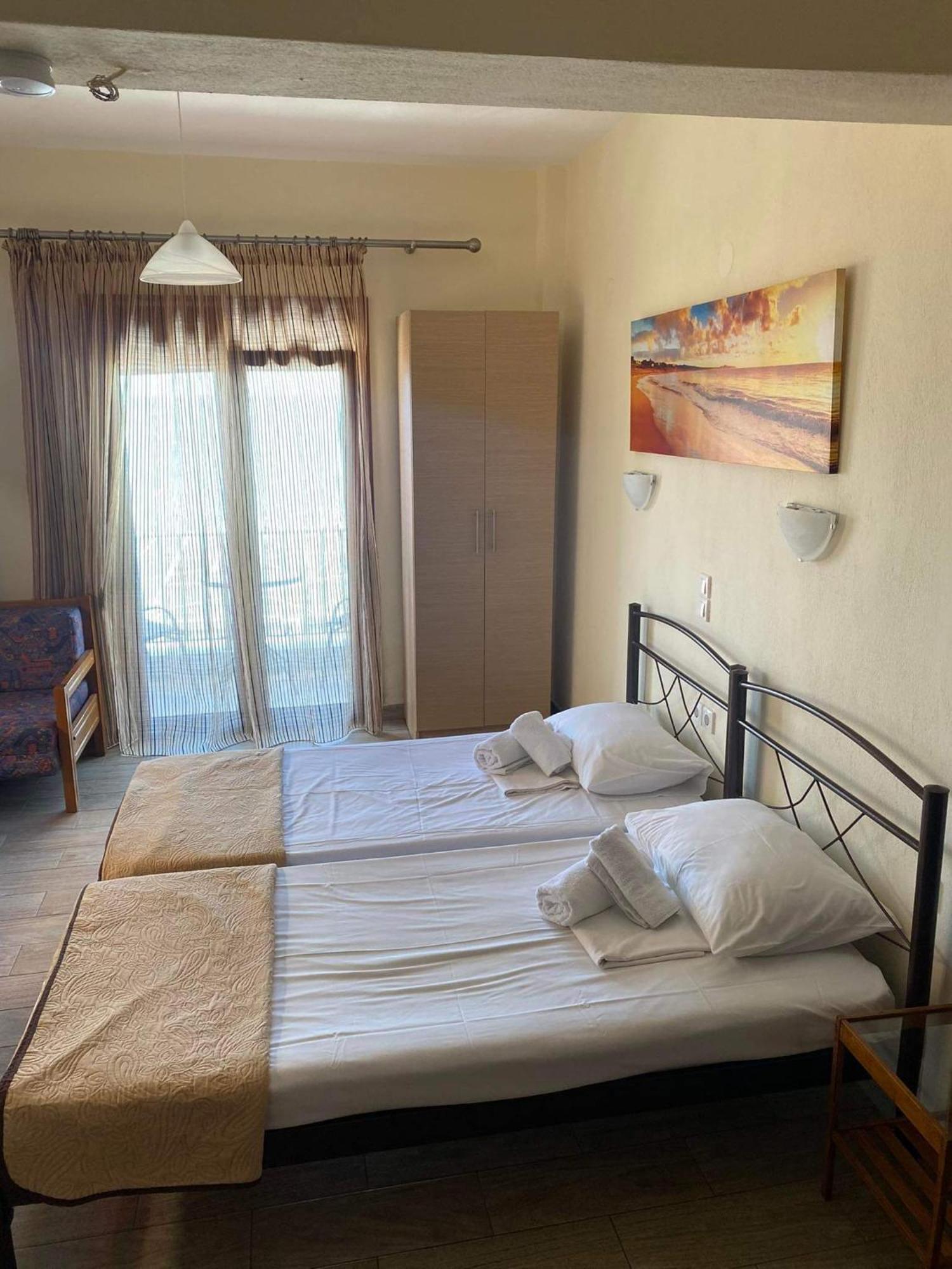 Diolkos Apartement Nea Roda Room photo